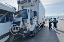 В Заокском районе на трассе М-2 фура насмерть сбила водителя рейсового микроавтобуса