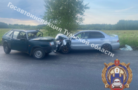«Восьмерка» влетела в иномарку в Тульской области: один человек погиб