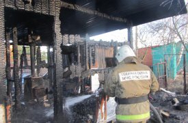 В Заокском районе продолжают гореть бани