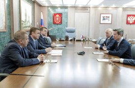 Алексей Дюмин встретился с легендарным хоккеистом и Заслуженным тренером России Вячеславом Быковым