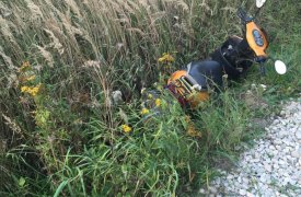 В Тульской области на дороге перевернулся пьяный водитель скутера