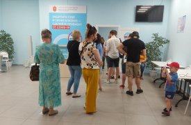 Очередь за вакциной: туляки начали прививаться активнее на фоне слухов об обязательной вакцинации