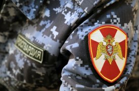 В Туле пьяный посетитель бара подрался с барменом