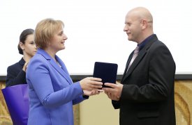 В Туле впервые вручили пять региональных знаков отличия «Отцовская слава»