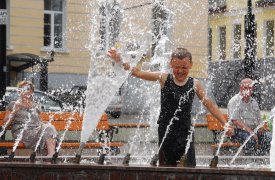 Тулякам объяснили, почему опасно купаться в фонтанах