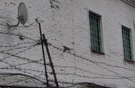 В Новомосковске мужчина заработал 14 лет «строгача» за распространение наркотиков и попытку откупа