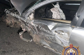 Автоледи на Opel протаранила две фуры в Ефремовском районе Тульской области