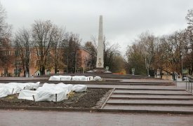В Туле начали благоустройство сквера «Славянский бульвар»